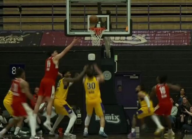 杨瀚森发展联盟首战受挫 撕裂之城险胜湖人终结