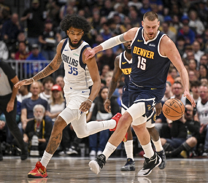 约基奇6000助攻里程碑掘金大胜独行侠