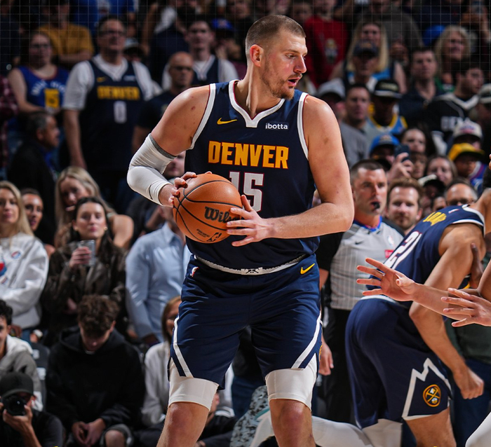 约基奇6000助攻里程碑掘金大胜独行侠