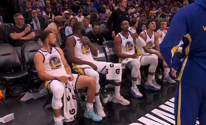 杰伦·格林爆发率队逆转勇士 库里低迷成关键转